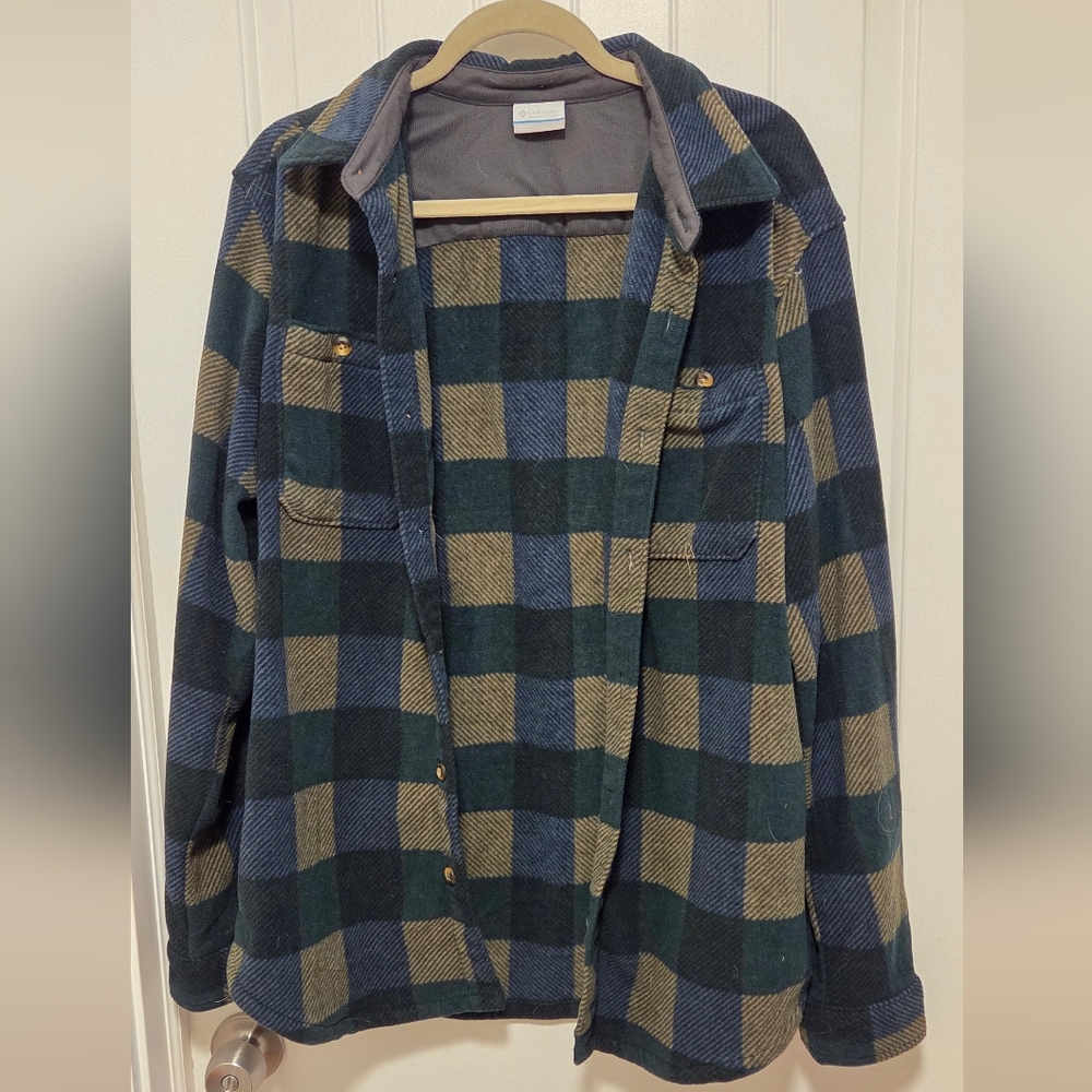 Columbia Plaid Ribbed Knit Button Down